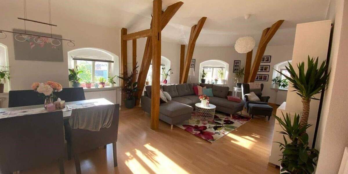 Etagenwohnung Döbeln Sörmitz - 3 Zimmer, 107 m&sup2;, 599&euro; | Angebot:25796279