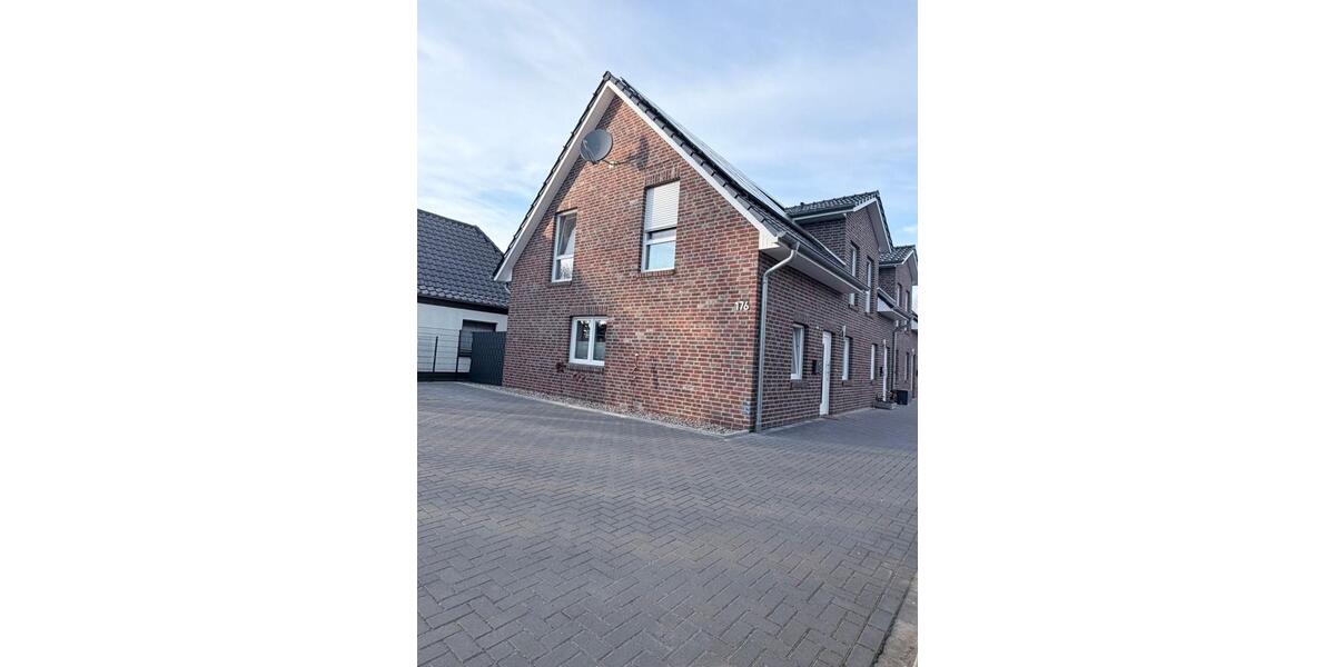 Etagenwohnung Ostrhauderfehn - 4 Zimmer, 105 m&sup2;, 1.100&euro; | Angebot:25349385