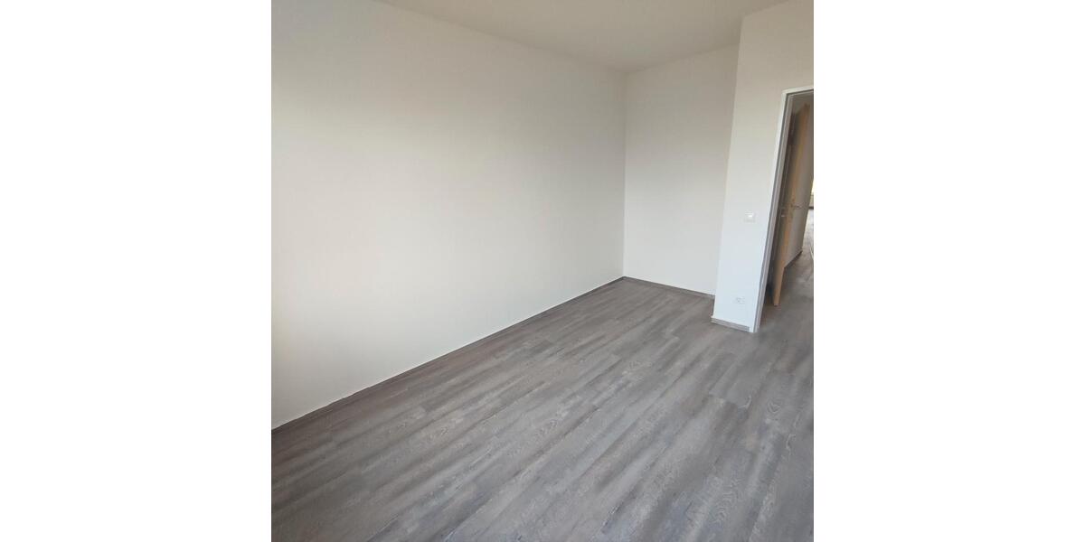 Etagenwohnung Crivitz - 3 Zimmer, 81 m&sup2;, 550&euro; | Angebot:26262872