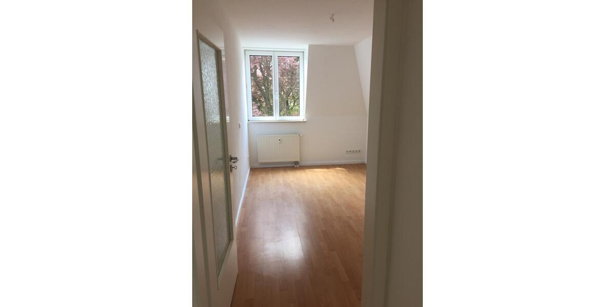 Etagenwohnung Kamenz - 4 Zimmer, 80 m&sup2;, 650&euro; | Angebot:25932527