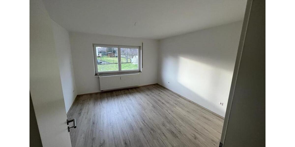 Erdgeschoßwohnung Giengen an der Brenz - 2 Zimmer, 72 m&sup2;, 1.200&euro; | Angebot:23706354