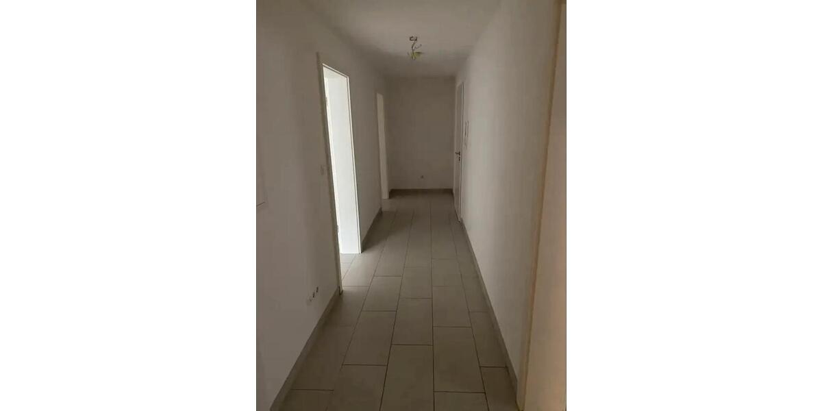 Etagenwohnung Wiesloch - 2 Zimmer, 77 m&sup2;, 890&euro; | Angebot:26032176