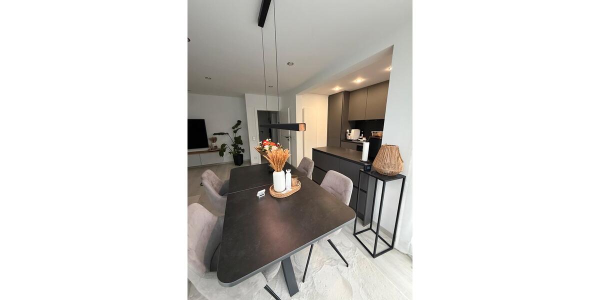Erdgeschoßwohnung Hochheim am Main - 2 Zimmer, 67 m&sup2;, 1.140&euro; | Angebot:26587176