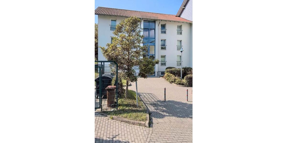 Etagenwohnung Sondershausen - 3 Zimmer, 76 m&sup2;, 352&euro; | Angebot:26085938