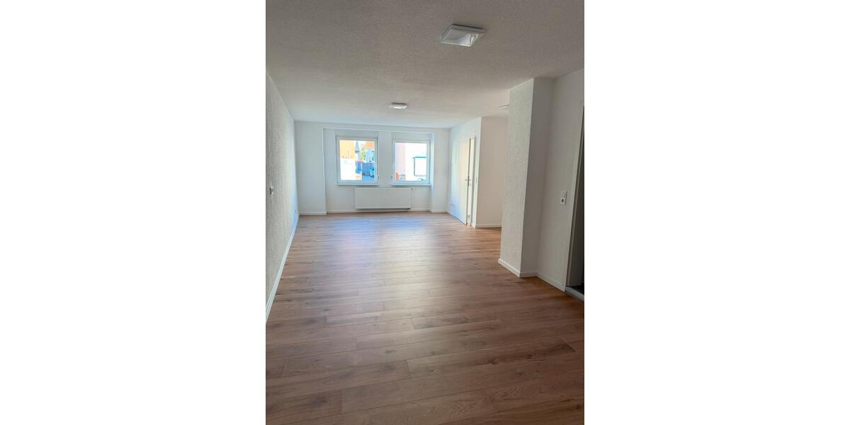 Erstbezug 1ZKB mit Wintergarten in Schiffweiler 1 zimmer