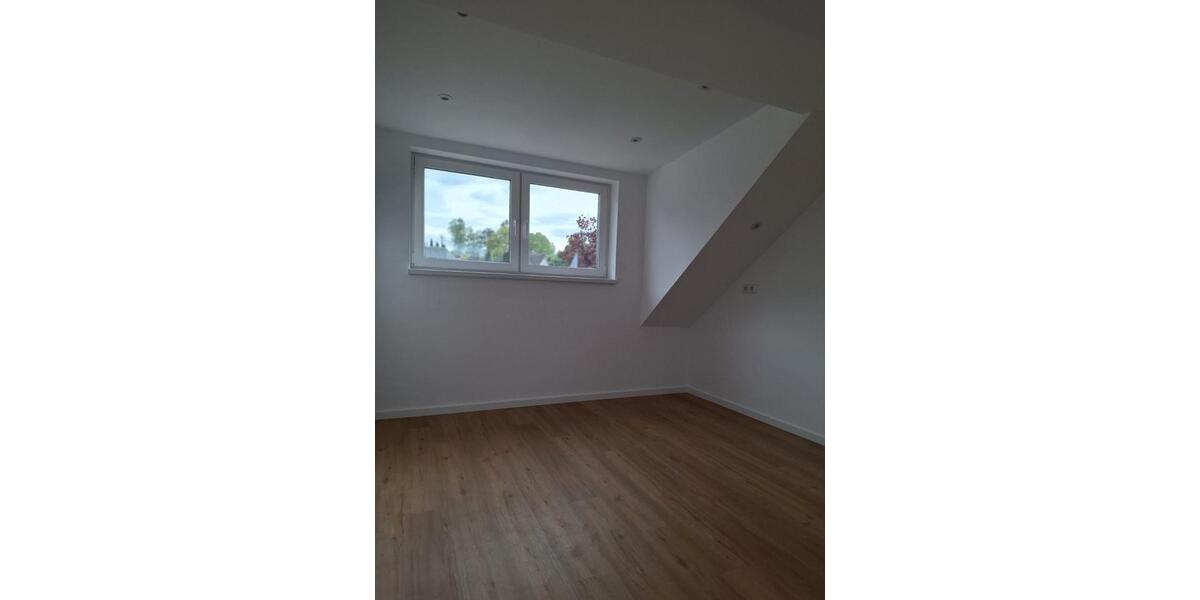Maisonettenwohnung Petersberg - 3 Zimmer, 100 m&sup2;, 1.295&euro; | Angebot:26656474