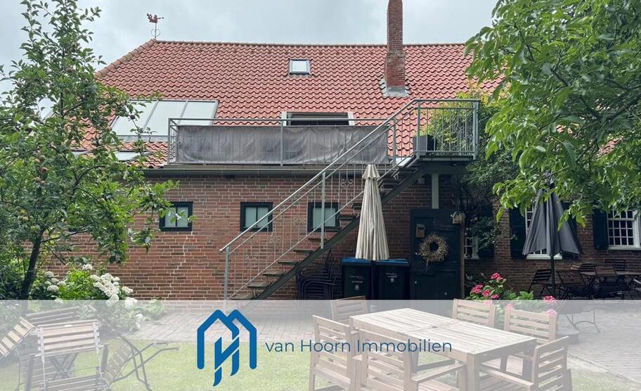 Dachgeschoss mit Stil – moderne 3-Zimmer-Wohnung in LeerBingum