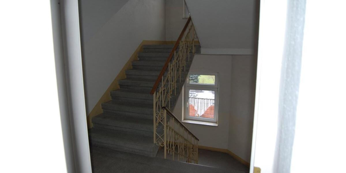 Etagenwohnung Lengenfeld - 2.5 Zimmer, 60 m&sup2;, 300&euro; | Angebot:24512478