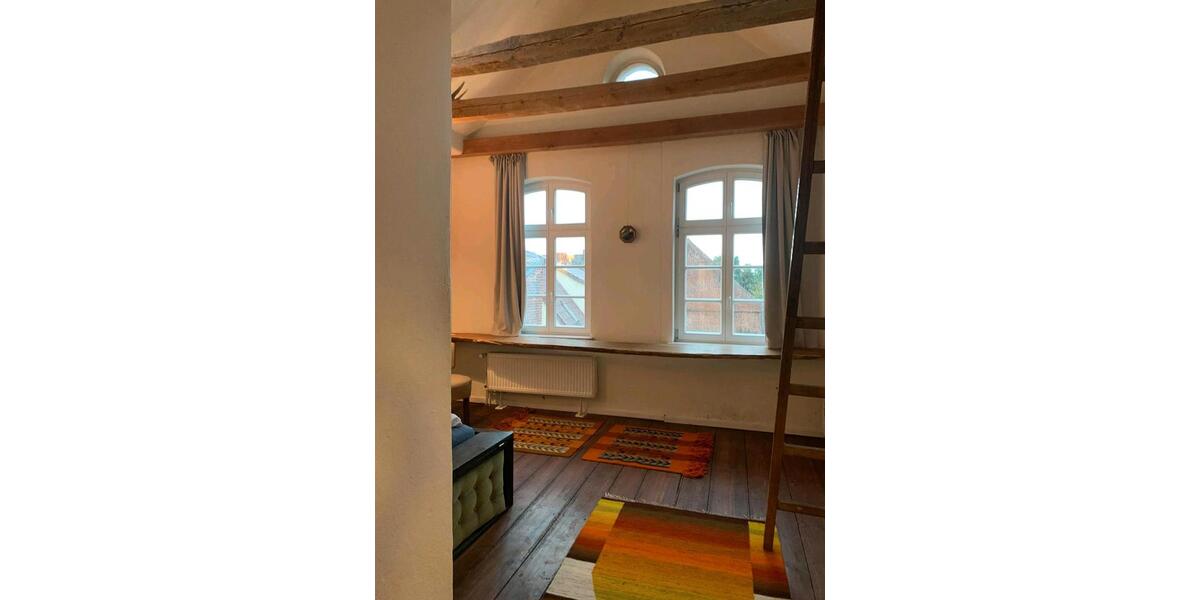 Wohnen auf Zeit Pritzwalk - 4 Zimmer, 130 m&sup2;, 400&euro; | Angebot:23759114