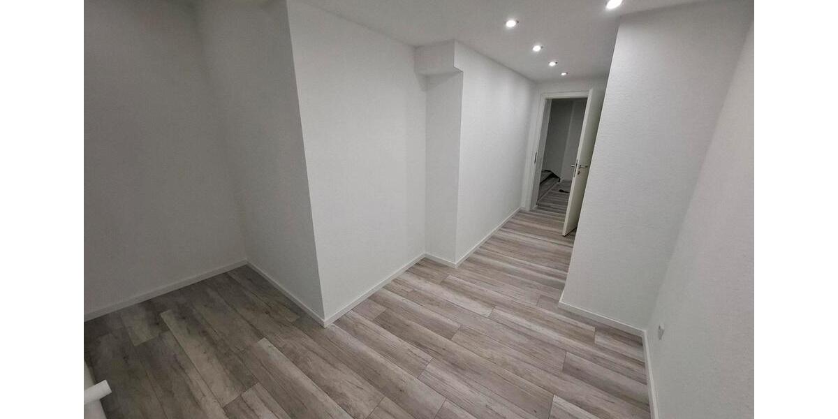 Erdgeschoßwohnung Kirn - 4 Zimmer, 125 m&sup2;, 813&euro; | Angebot:25965343