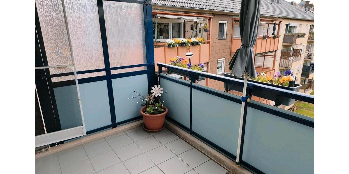 Etagenwohnung Duisburg Rheinhausen - 4.5 Zimmer, 82 m&sup2;, 1.250&euro; | Angebot:26648928