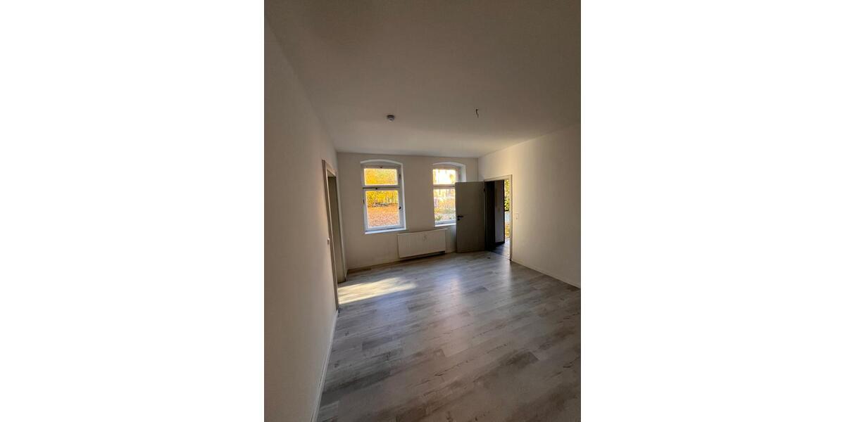 Doppelhaushälfte Torgau - 4 Zimmer, 130 m&sup2;, 1.015&euro; | Angebot:23598489