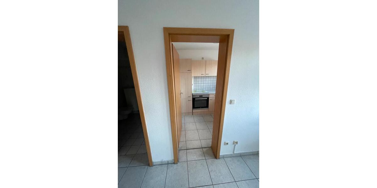 Erdgeschoßwohnung Reinsdorf - 1 Zimmer, 30 m&sup2;, 265&euro; | Angebot:26253219