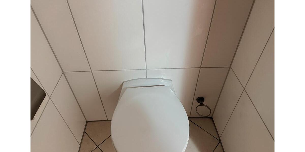 Dachgeschoßwohnung Schloß Holte-Stukenbrock Stukenbrock - 3 Zimmer, 82 m&sup2;, 780&euro; | Angebot:25300122