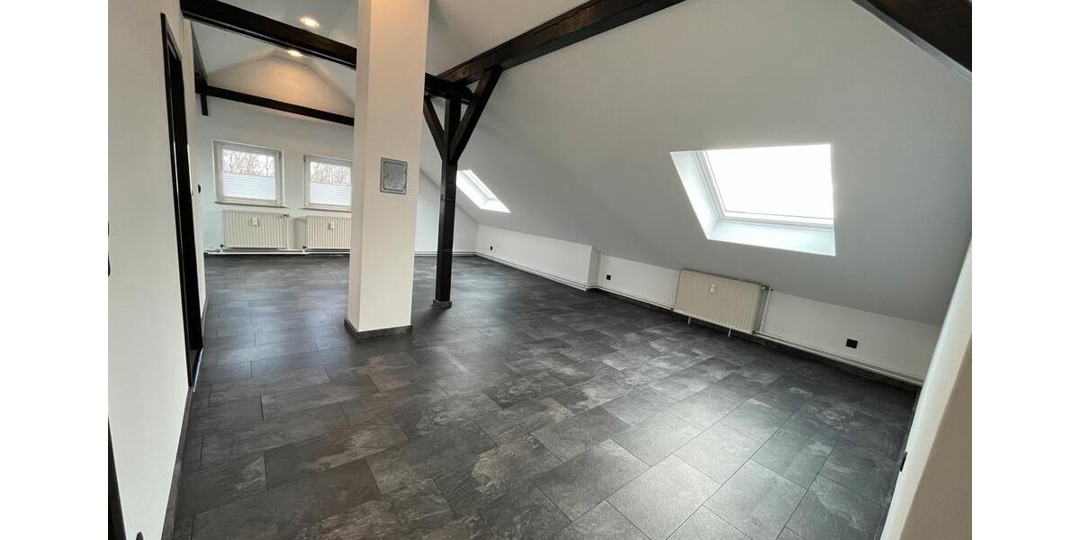 Dachgeschoßwohnung Bad Salzuflen Biemsen-Ahmsen - 2 Zimmer, 43 m&sup2;, 500&euro; | Angebot:26697848