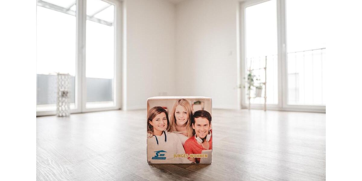 Traumhafte 4-Raum-Wohnung mit Fußbodenheizung, Dusche und Badewanne zu vermieten. 4 zimmer