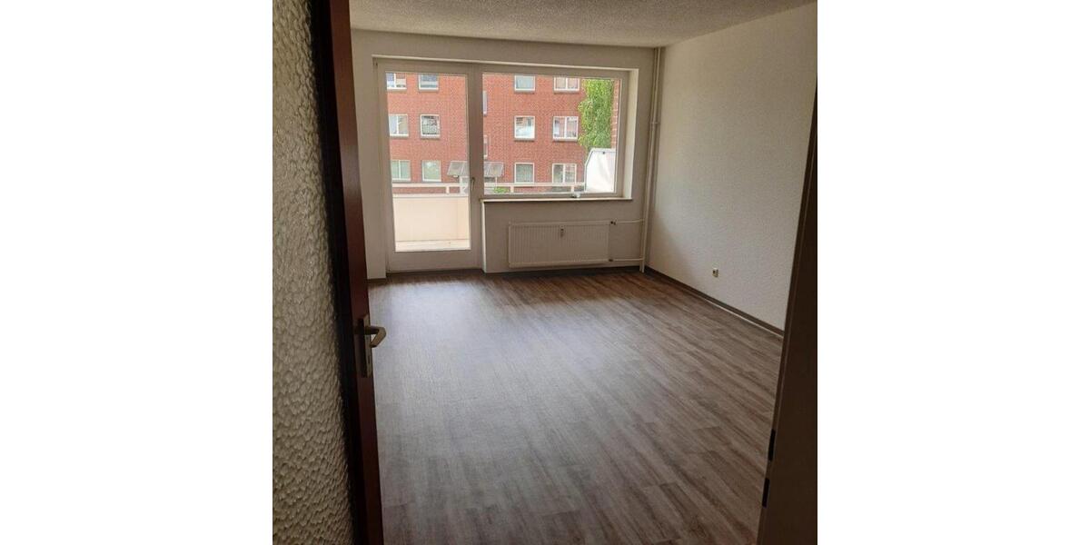 Etagenwohnung Lübz - 2 Zimmer, 55 m&sup2;, 402&euro; | Angebot:11546395