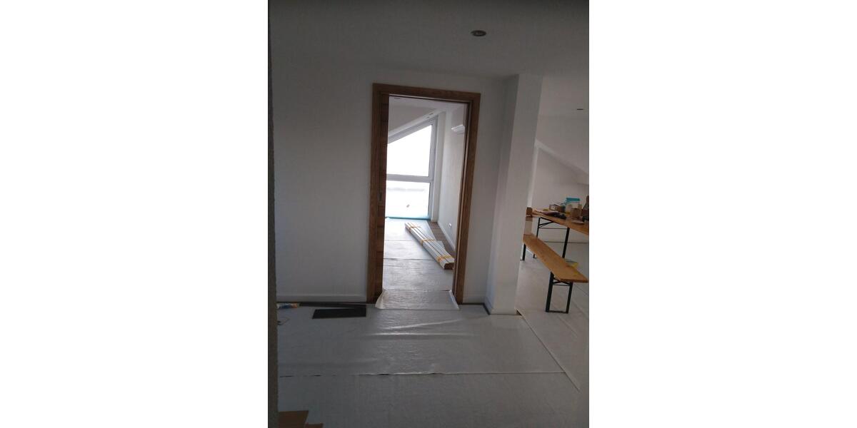Dachgeschoßwohnung Ellwangen (Jagst) - 3 Zimmer, 70 m&sup2;, 840&euro; | Angebot:26592022