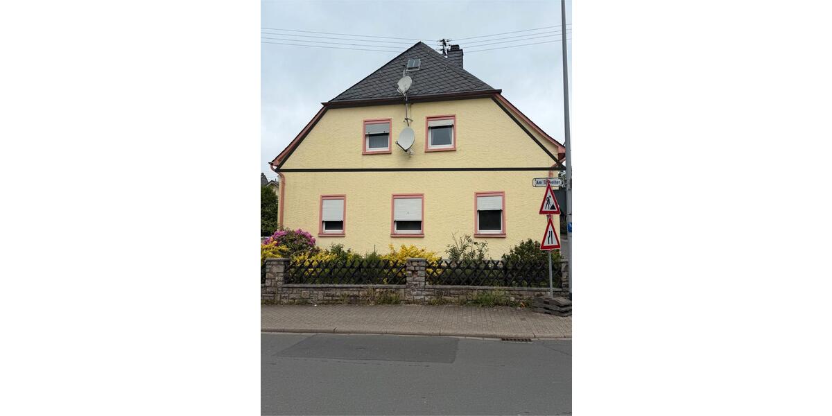 Dachgeschoßwohnung Birkenfeld - 4 Zimmer, 85 m&sup2;, 750&euro; | Angebot:26632751