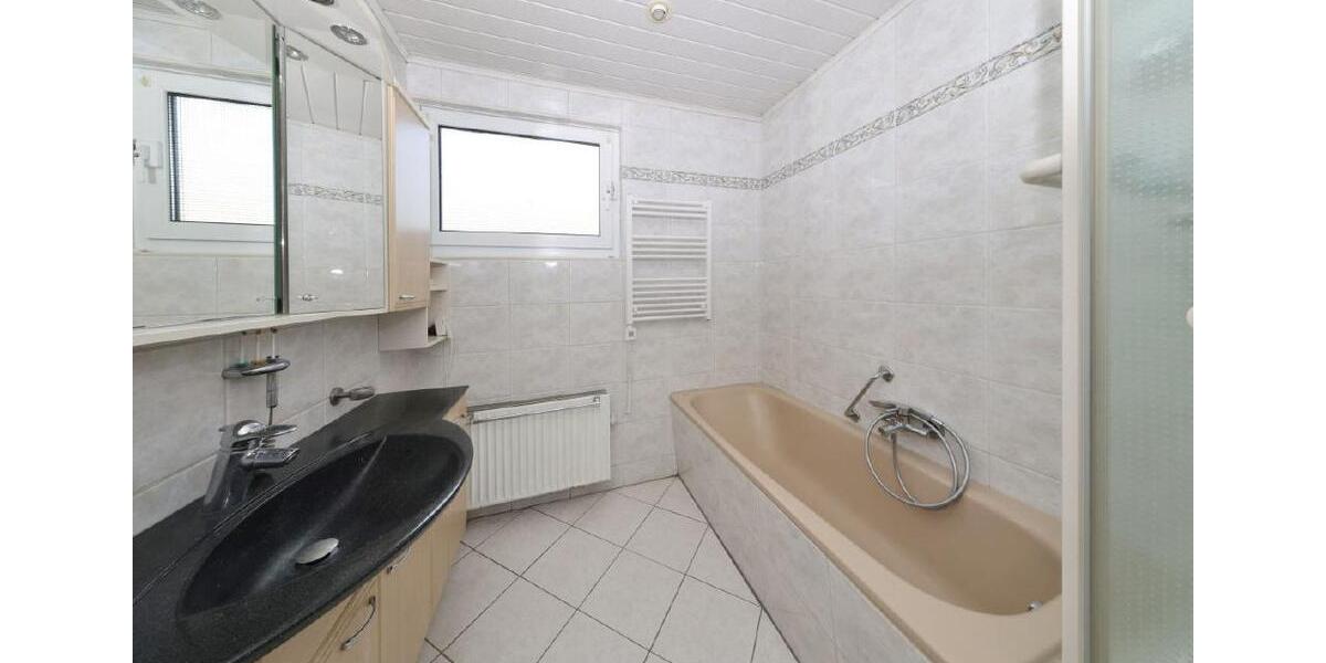 Doppelhaushälfte Wilhelmshaven Aldenburg - 5 Zimmer, 141 m&sup2;, 1.100&euro; | Angebot:26661195