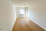 Erdgeschoßwohnung Rheinhausen - 4 Zimmer, 130 m&sup2;, 1.500&euro; | Angebot:25915744