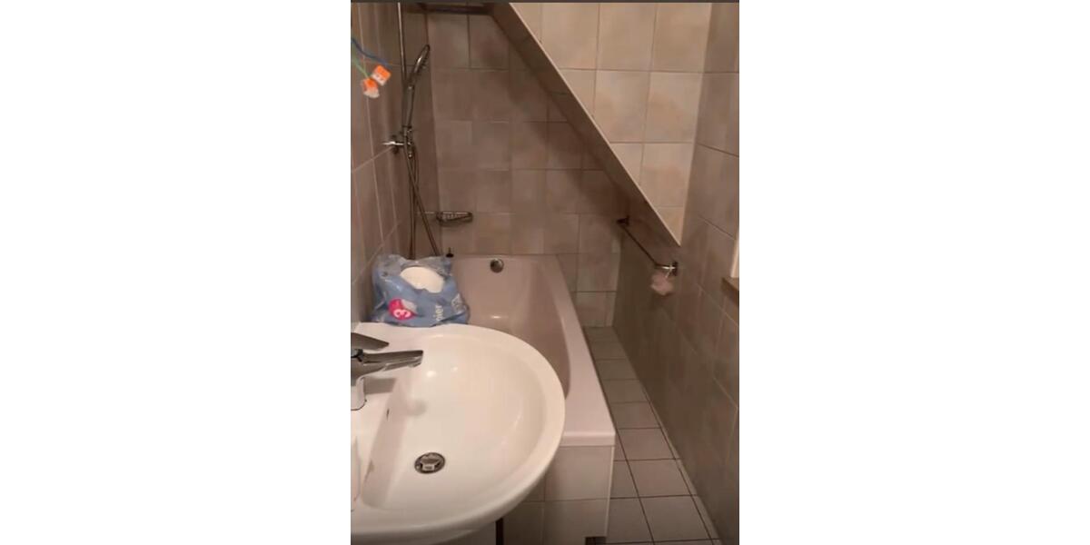 Dachgeschoßwohnung Neuhütten - 3 Zimmer, 75 m&sup2;, 680&euro; | Angebot:24371688