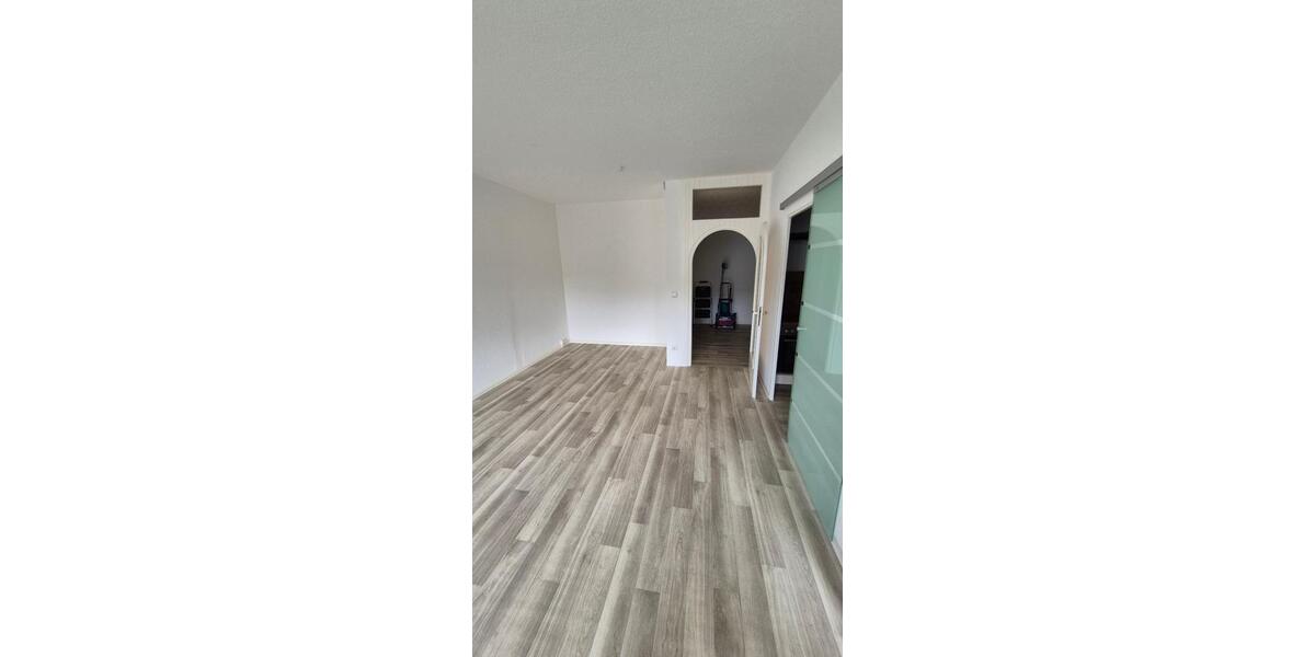 Etagenwohnung Sollstedt - 2 Zimmer, 61 m&sup2;, 370&euro; | Angebot:25473751