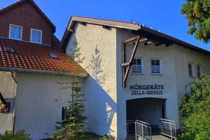 Wohnen wie im eigenen Haus – großzügige Familienwohnung mit separatem Zugang 6 zimmer