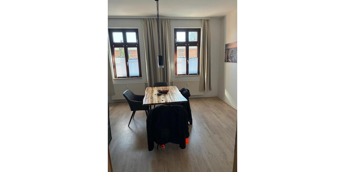 Erdgeschoßwohnung Nienburg (Saale) - 3 Zimmer, 81 m&sup2;, 680&euro; | Angebot:25853796