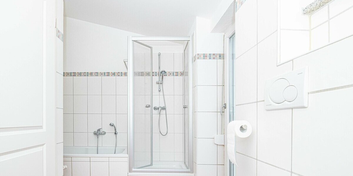 Vermietung: Helle Dachgeschosswohnung mit Balkon und Wohlfühlambiente - Dachgeschoßwohnung Cham | Angebot:24787865