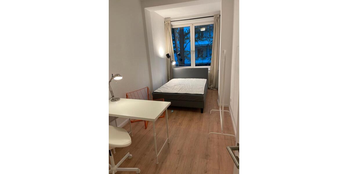 Hochparterre Bremen Neustadt - 1 Zimmer, 14 m&sup2;, 565&euro; | Angebot:26642330