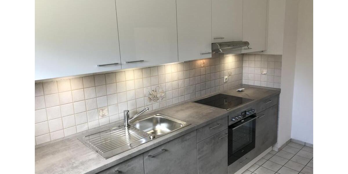 Erdgeschoßwohnung Waldems - 5 Zimmer, 155 m&sup2;, 1.180&euro; | Angebot:25525860