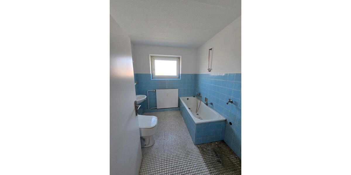 Etagenwohnung Esens - 3 Zimmer, 77 m&sup2;, 595&euro; | Angebot:26644544