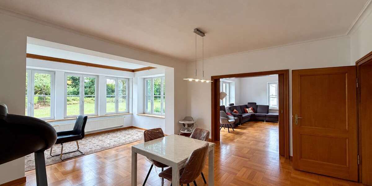 Einfamilienhaus Schweinfurt Haardt - 7 Zimmer, 180 m&sup2;, 2.000&euro; | Angebot:27379382