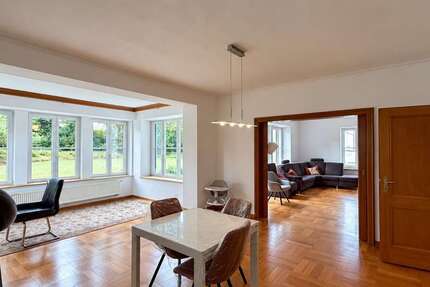 Haus Schweinfurt Haardt - 7 Zimmer, 180 m&sup2;, 2.000&euro; | Angebot:27379382