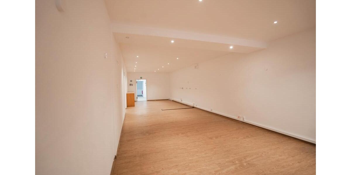 Gewerbeobjekt Bad Königshofen im Grabfeld - 1.000&euro; | Angebot:16748154