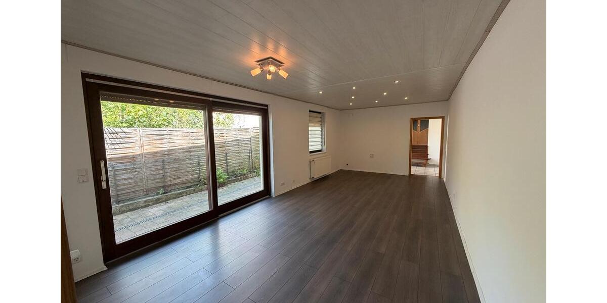Erdgeschoßwohnung Hagen Hagen-Nord - 2 Zimmer, 90 m&sup2;, 950&euro; | Angebot:26356797