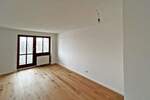 ERSTBEZUG nach MODERNISIERUNG: 2 Zimmer-Dachgeschosswohnung mit Blick über München... 2 zimmer