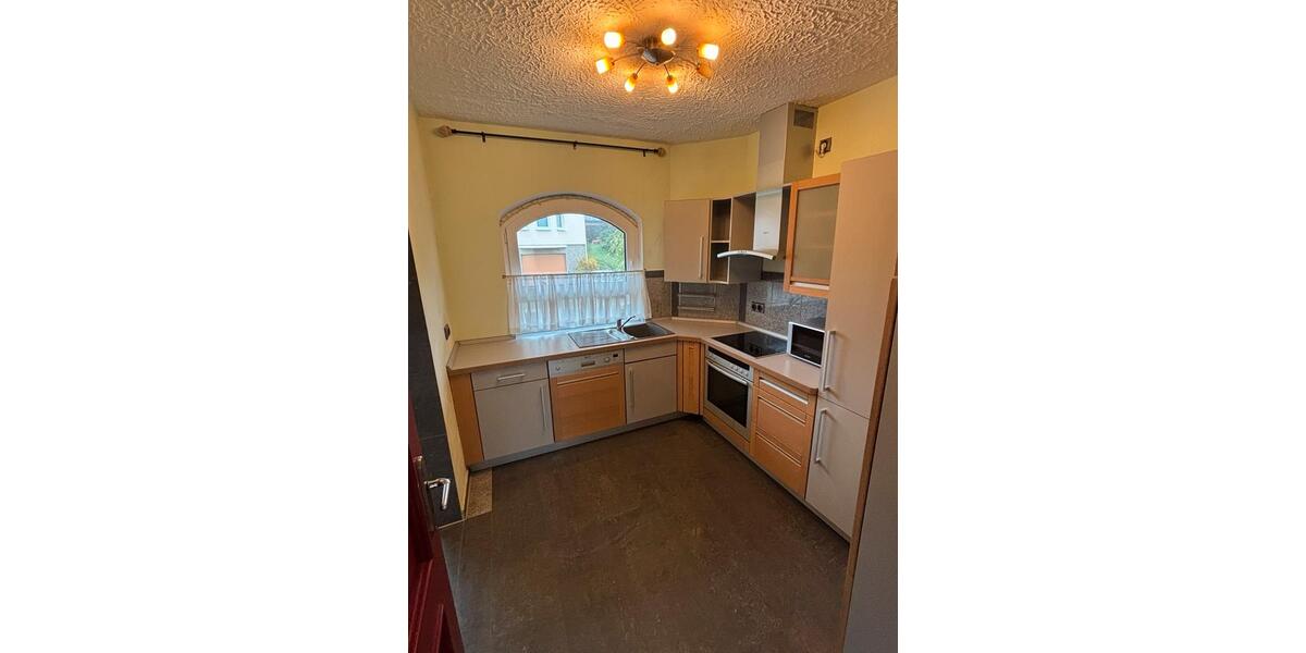 Bungalow Steinwenden - 4 Zimmer, 150 m&sup2;, 1.700&euro; | Angebot:26004005