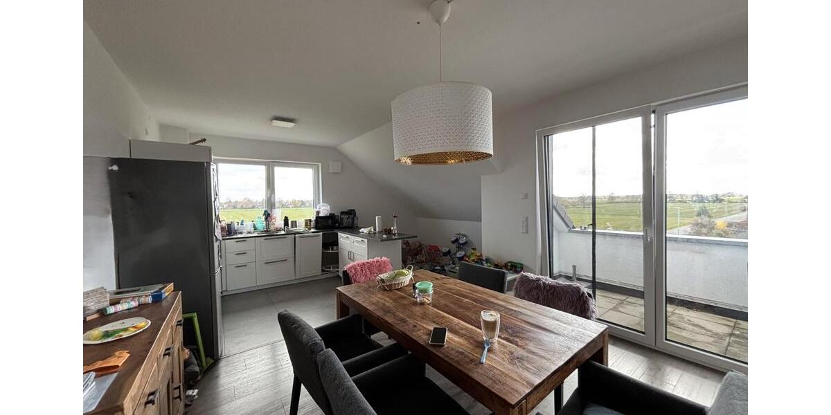 Dachgeschoßwohnung Weyhe - 3 Zimmer, 95 m&sup2;, 1.140&euro; | Angebot:26181046