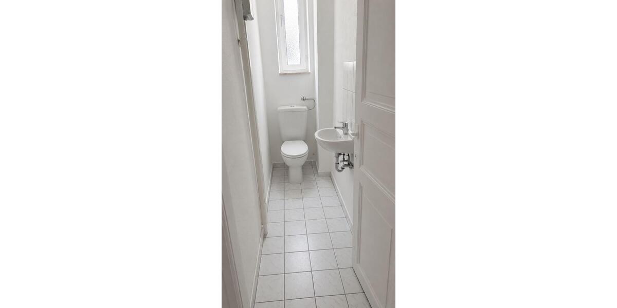 Erdgeschoßwohnung Dillenburg - 4 Zimmer, 102 m&sup2;, 1.100&euro; | Angebot:26701979