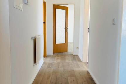 Helle 3-Zimmer-Wohnung – frisch renoviert, zentrale Lage zimmer