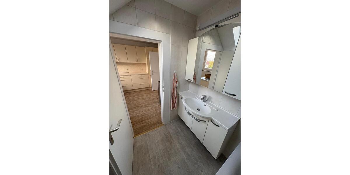 Helle 3-Zimmer Dachgeschosswohnung in Nordstemmen 3 zimmer