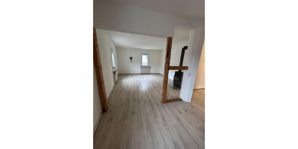 Erdgeschoßwohnung Triberg im Schwarzwald - 3 Zimmer, 90 m&sup2;, 900&euro; | Angebot:26373791