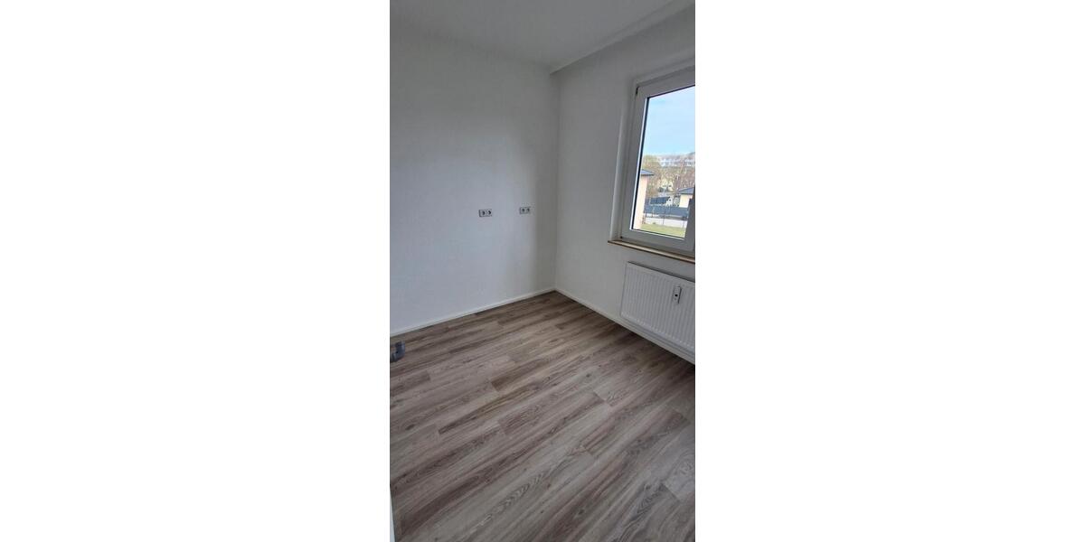 Etagenwohnung Magdeburg Alt Olvenstedt - 1 Zimmer, 36 m&sup2;, 210&euro; | Angebot:25974567