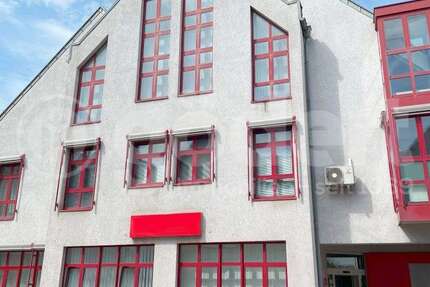 Büro in Sulzbach am Main 2.015 € 182 m² zimmer