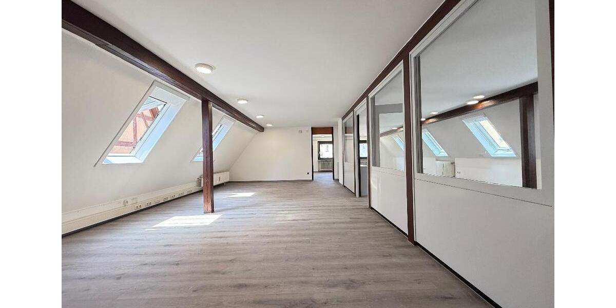 Gewerbeobjekt Happurg - 700&euro; | Angebot:22708185