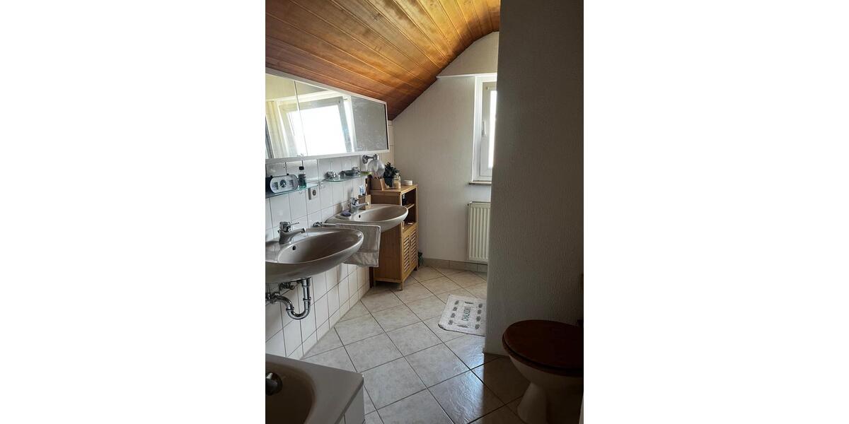 Wohnen auf Zeit Möglingen - 3 Zimmer, 68 m&sup2;, 1.200&euro; | Angebot:23546326