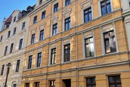 Wohnung Görlitz Innenstadt - 3 Zimmer, 65 m&sup2;, 359&euro; | Angebot:26888582