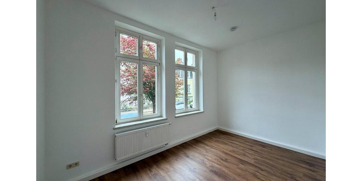 Erdgeschoßwohnung Naumburg (Saale) - 4 Zimmer, 120 m&sup2;, 950&euro; | Angebot:26588579
